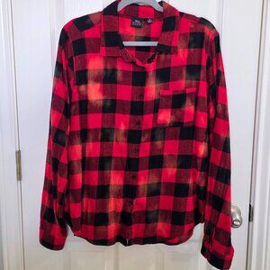 Pre-Loved Juniors XL Disney Mickey Mouse & Friends Plaid Flannel Shirt